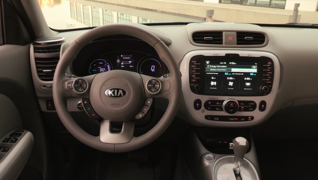 2016 Kia Soul EV dash design The News Wheel