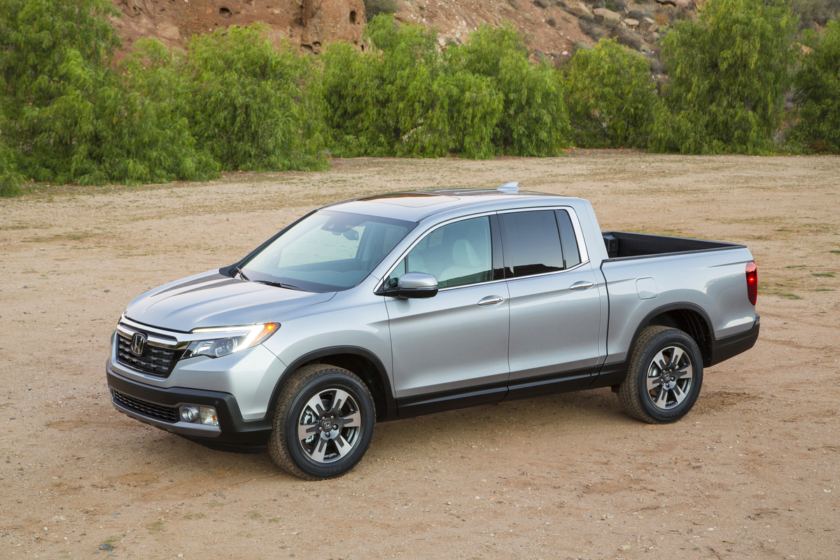 Honda ridgeline truck bed size