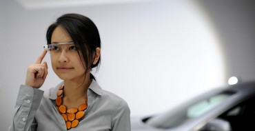 Hyundai to Launch Blue Link Glasswear Application for 2015 Genesis