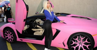 5 Celebrities Who Drive Bright Pink Cars
