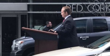 Melissa McCarthy Drives Podium-Mobile Around Manhattan as Sean Spicer