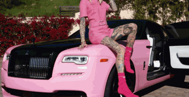 5 Coolest Cars from Jeffree Star’s Instagram