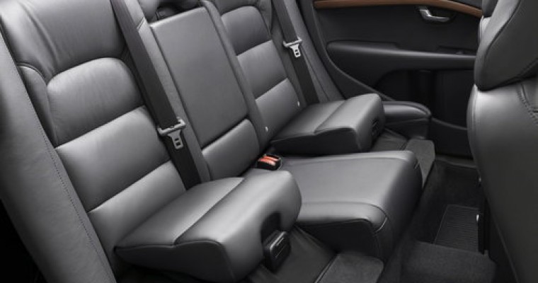 Pros and Cons of Built-In Booster Seats