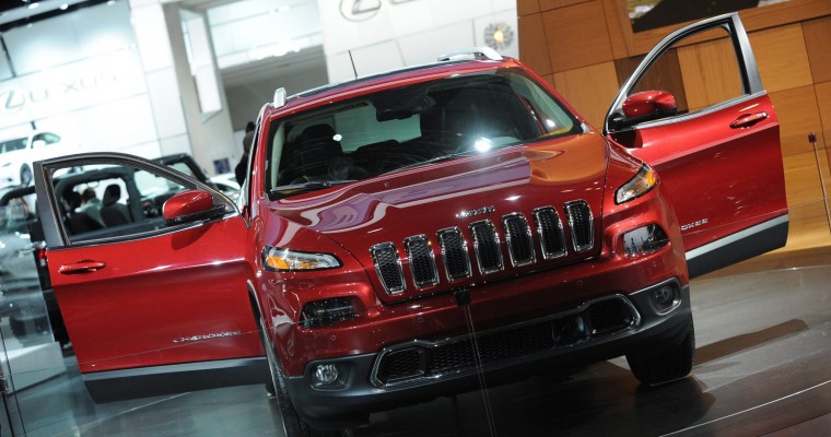 Chrysler NAIAS Display: The Underrated Automaker Does It Right