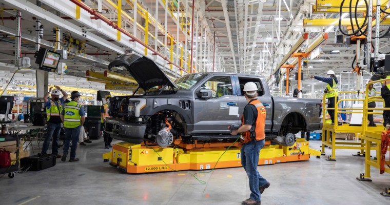 Ford Adds $250M, 450 Jobs to Boost F-150 Lightning Production