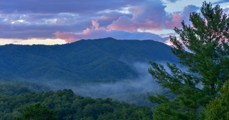 Best Road Trip Destinations: Smoky Mountains, Tennessee