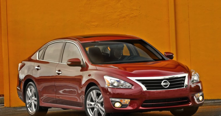 2015 Nissan Altima Overview