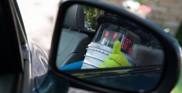 Hitchhiking Robot hitchBOT Makes Friends Across Canada