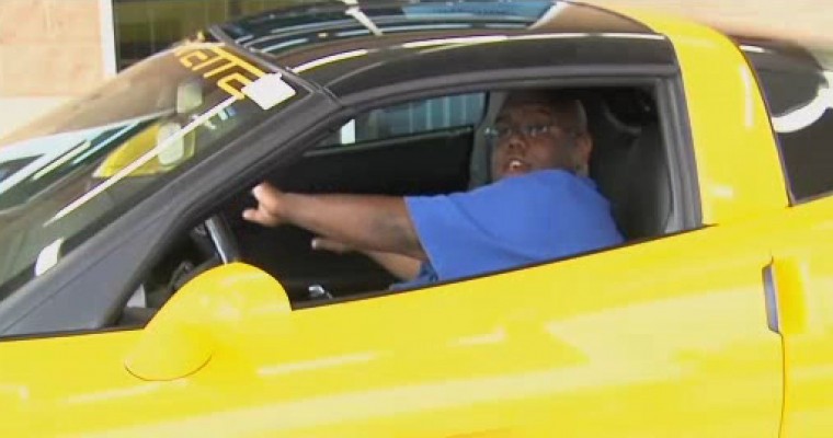 [VIDEO] Man Locked Inside a C6 Corvette Calls 911