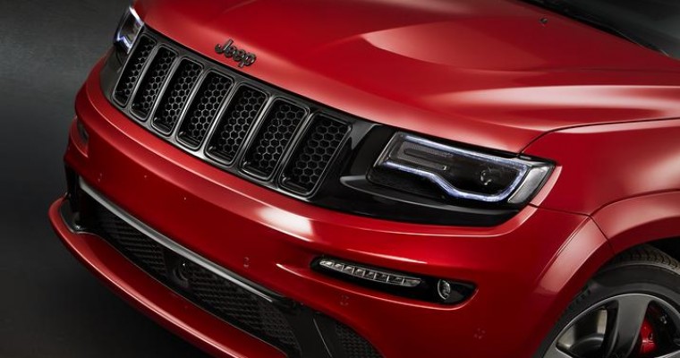 [PHOTOS] Jeep Grand Cherokee SRT Red Vapor Debuts in Paris