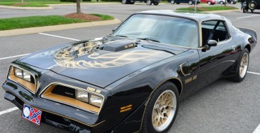 Burt Reynolds Auctioning Stuff, Including Smokey and the Bandit Car