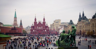 Mitsubishi & Peugeot Stop Production Lines in Russia