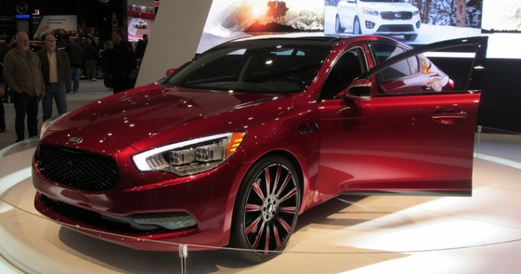 Kia K900 King James Edition Crowned at 2015 Cleveland Auto Show