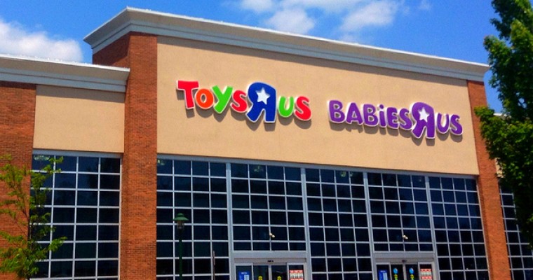 Man Crashes Car, Runs Naked Through Toys-R-Us