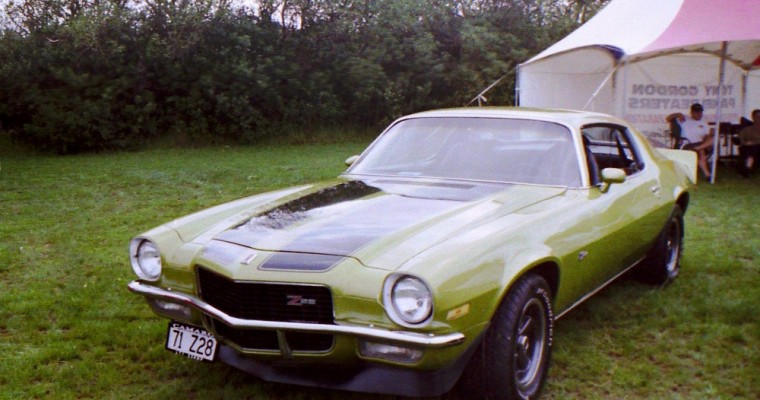 Detroit Maintenance Man Due $16,000 Reward for Finding Papa John’s Stolen Camaro