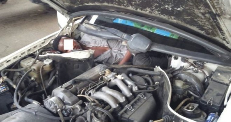 Migrant Caught Sneaking into Spain Crammed Behind Car Engine