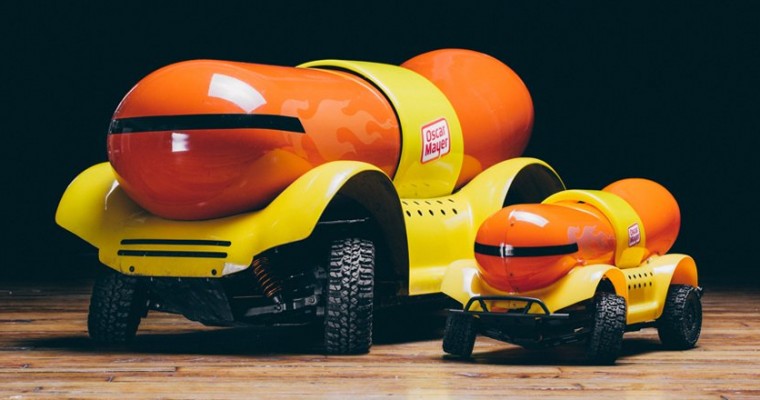 Remote Control Oscar Mayer Wienermobile Arrives Just in Time for the Holidays