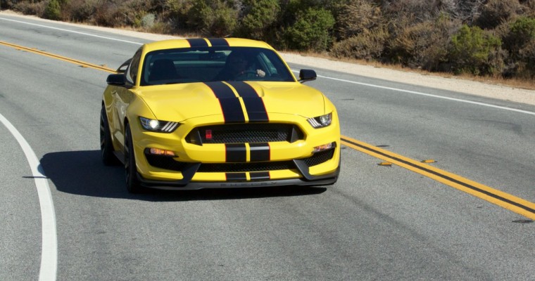 Shelby GT350 Mustang/Shelby GT350R Mustang Named One of Car and Driver’s 10Best