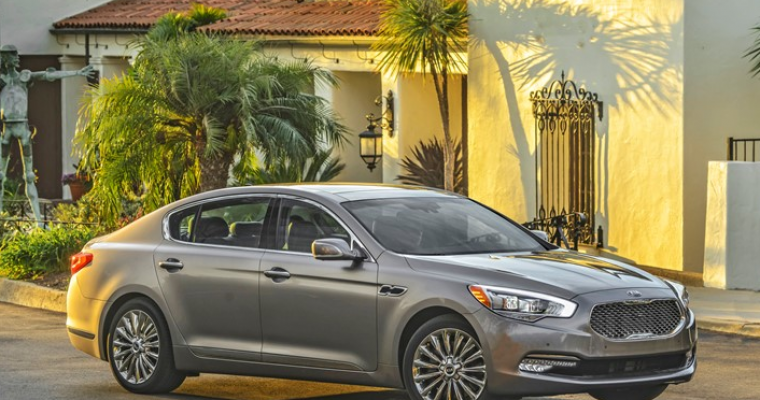 2016 Kia K900 Overview