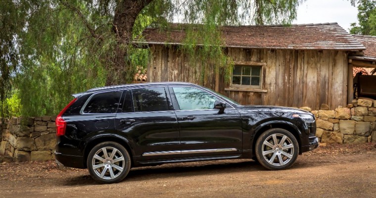 2016 Volvo XC90 Earns North American Truck of the Year Award