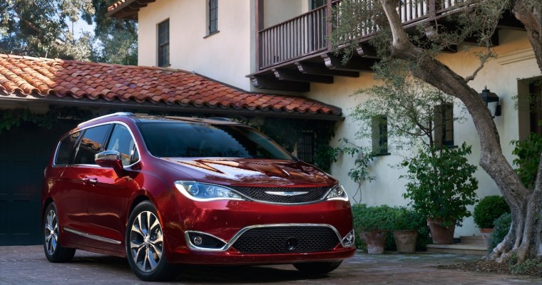 2017 Chrysler Pacifica Receives Coveted Spot on Wards 10 Best User Experience List