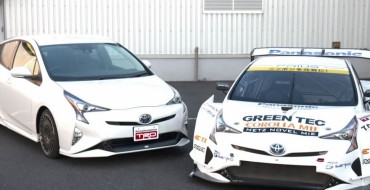 Toyota Prius GT300 Debuts at Tokyo Auto Salon