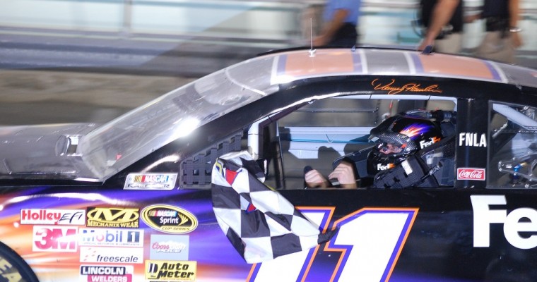 NASCAR Recap: Hamlin Wins Exhibition Race and Elliott Takes Daytona 500 Pole