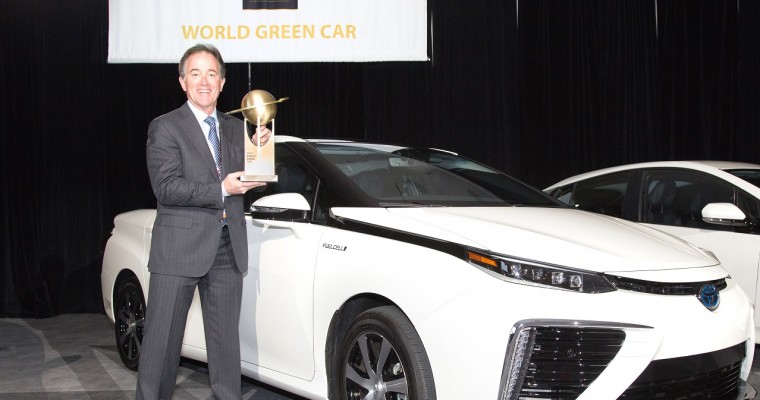 Hydrogen-Powered Toyota Mirai Claims 2016 World Green Title