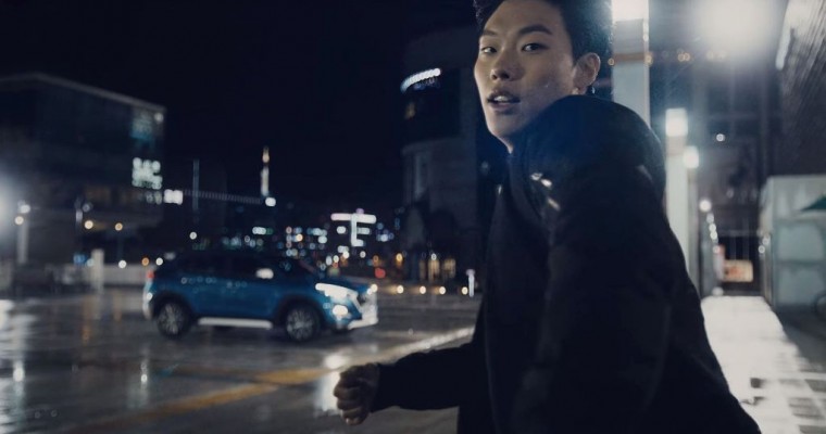 Ryu Jun-yeol Takes Chances, Changes His Future in Korean Hyundai Tucson Ad