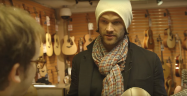 Jared Padalecki Chills with Bro, Calls it a #DayItForward [VIDEO]