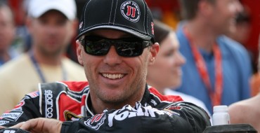 NASCAR Recap: Harvick Holds Off Edwards to Give Team Chevy the Win at Phoenix