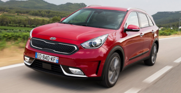 All-New Kia Niro Hybrid Electrifies UK Showrooms