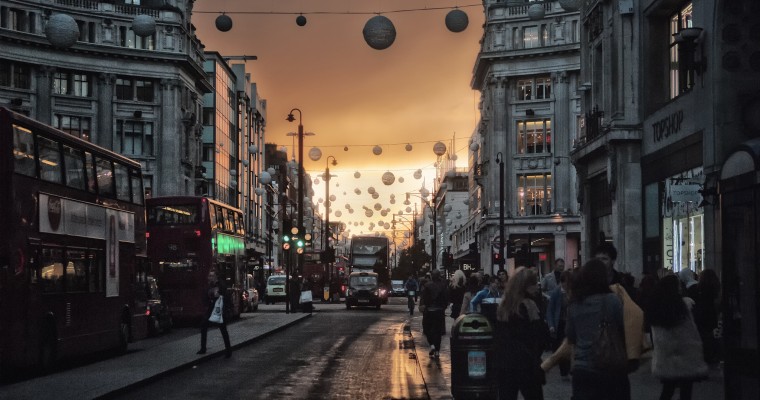 London Plans to Make Oxford Street Shopping Area Vehicle-Free by 2020