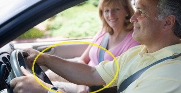 Crunches in the Car: Ways to Exercise While Driving