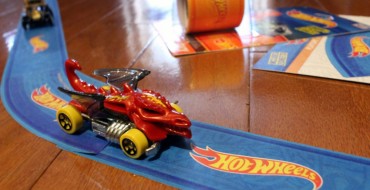 Review of Hot Wheels PlayTape Track: For Cars on a Roll