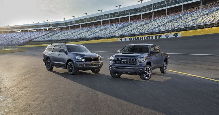 [PHOTOS] Toyota Chases Thrills at Chicago Auto Show