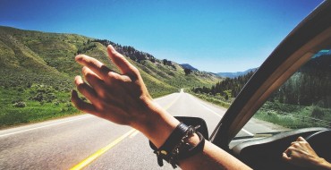 Best Podcasts of 2017 to Listen to on Road Trips