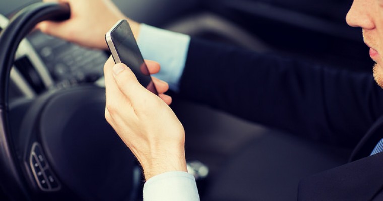 6 Essential Smartphone Apps for Car Care