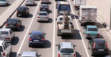 Running Car’s A/C May Help Minimize Contact with Toxins During Commute