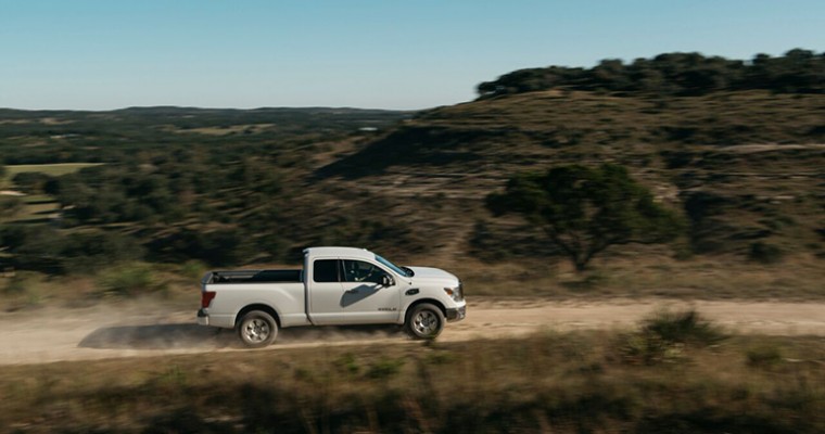 Texas Auto Writers Association Honors Nissan Titan Models