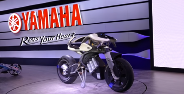 Yamaha’s MOTOROiD Motorcycle Concept Has Gesture and Facial Recognition