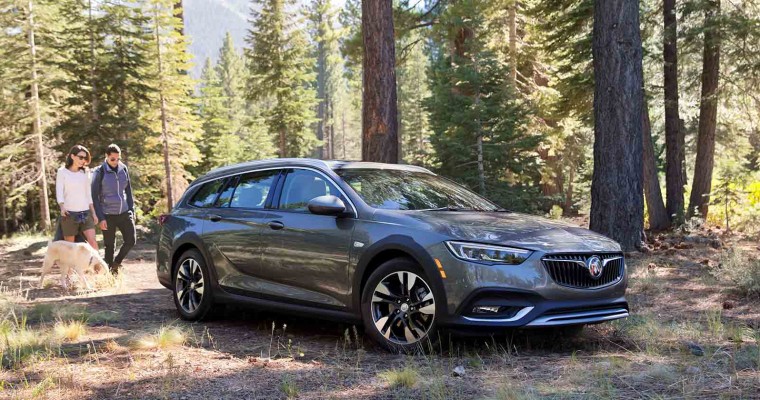 2019 Buick Regal TourX Overview