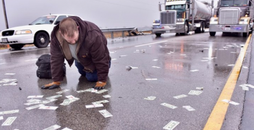 It’s Raining Money On an Illinois Highway