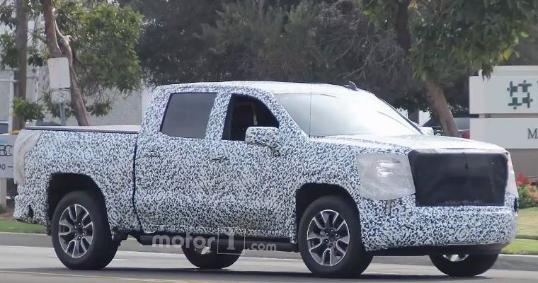 New Spy Shots of the 2019 GMC Sierra 1500