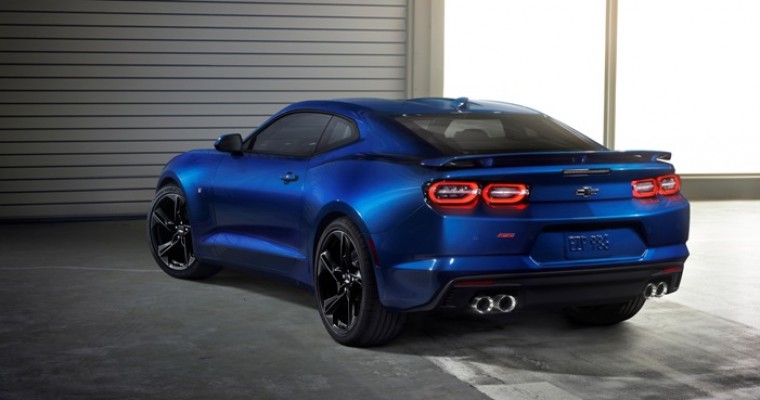 How Are the 2019 Chevy Camaro and Corvette Different?