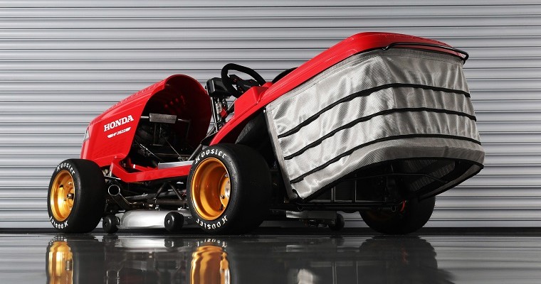 Honda’s 150-MPH Mean Mower V2 Mows the Duke’s Lawn at Goodwood