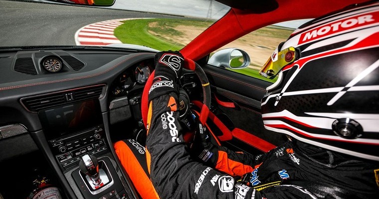 Porsche 911 GT2 RS Sets Lap Record at The Bend