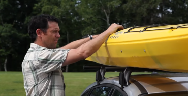 How to Safely Transport a Kayak