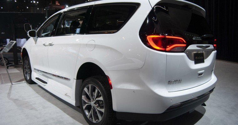 Chrysler Pacifica Earns Spot on Digital Trends’ Best Family Cars for 2019 List