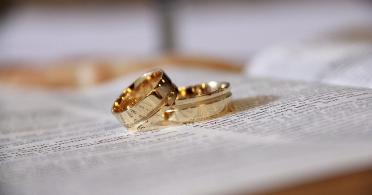 How Does Getting Married Affect Your Auto Insurance?